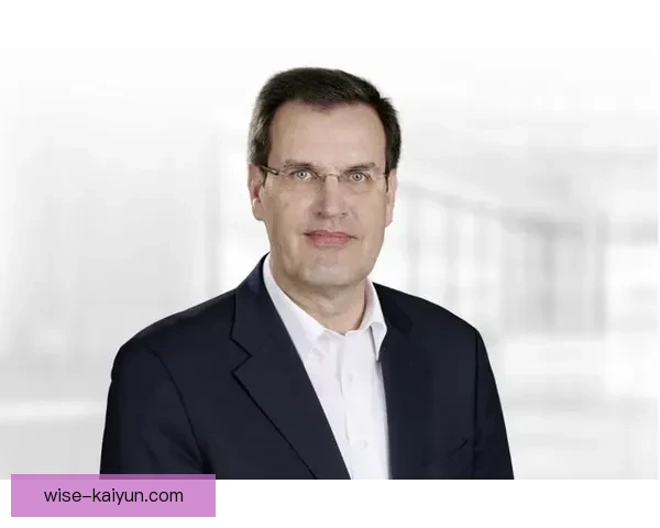 凯塞多逼抢成功率持续提升，表现稳健值得关注