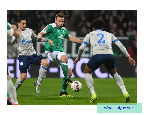 德甲主场强势球队近期状态回暖，表现值得关注